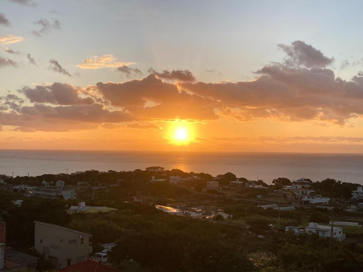 Condominium Hotel Okinawa Yumeto - Vacation Stay 72970V Nanjo Eksteriør bilde